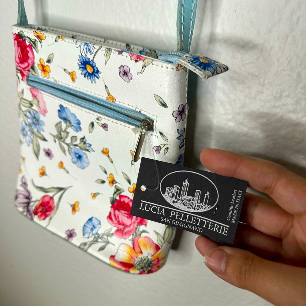 Stunning Real Leather LUCIA PELLETTERIE Floral Purse